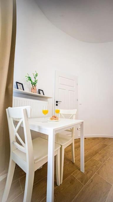 Lovely Apartment In Varsovia Exterior foto